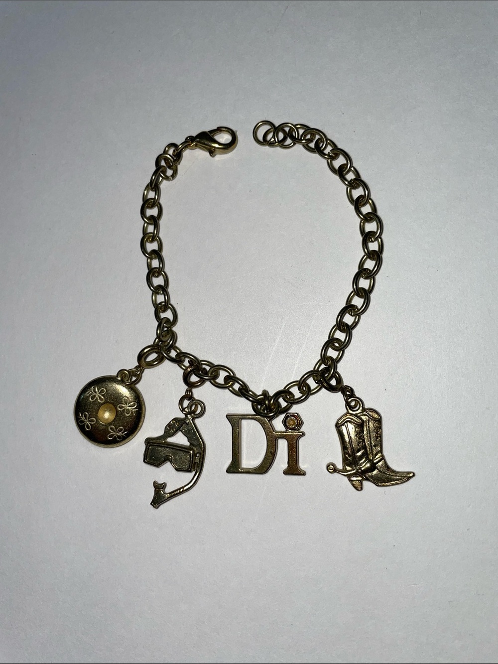 Vintage Gold Charm Bracelet with Charms.  7.5”